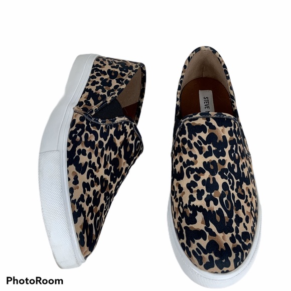 Steve Madden Shoes - STEVE MADDEN cheetah slip on shoes